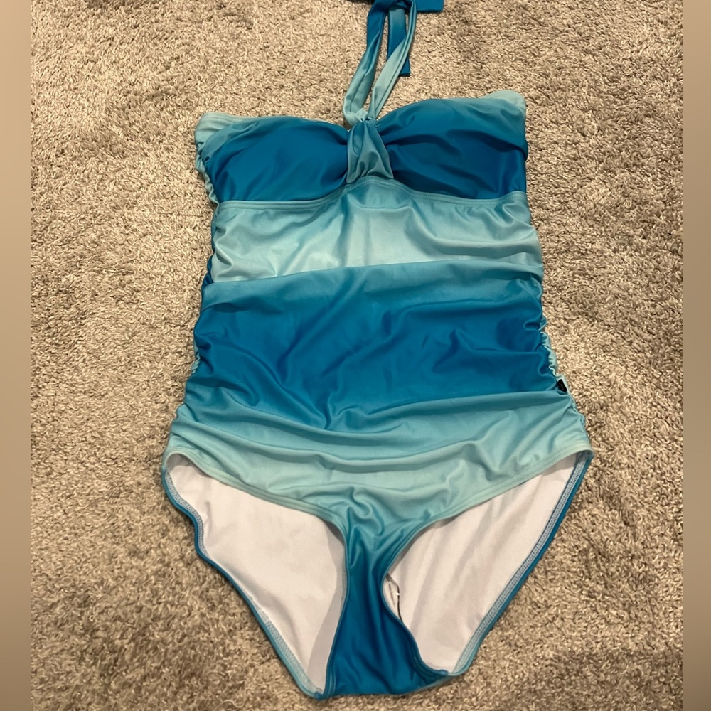 Brand new ombré swimsuit